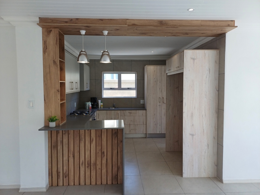 3 Bedroom Property for Sale in Palmiet Western Cape